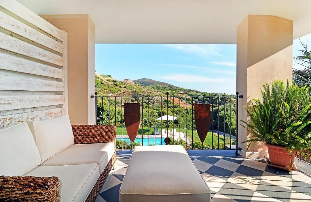Villa Turquoise-1